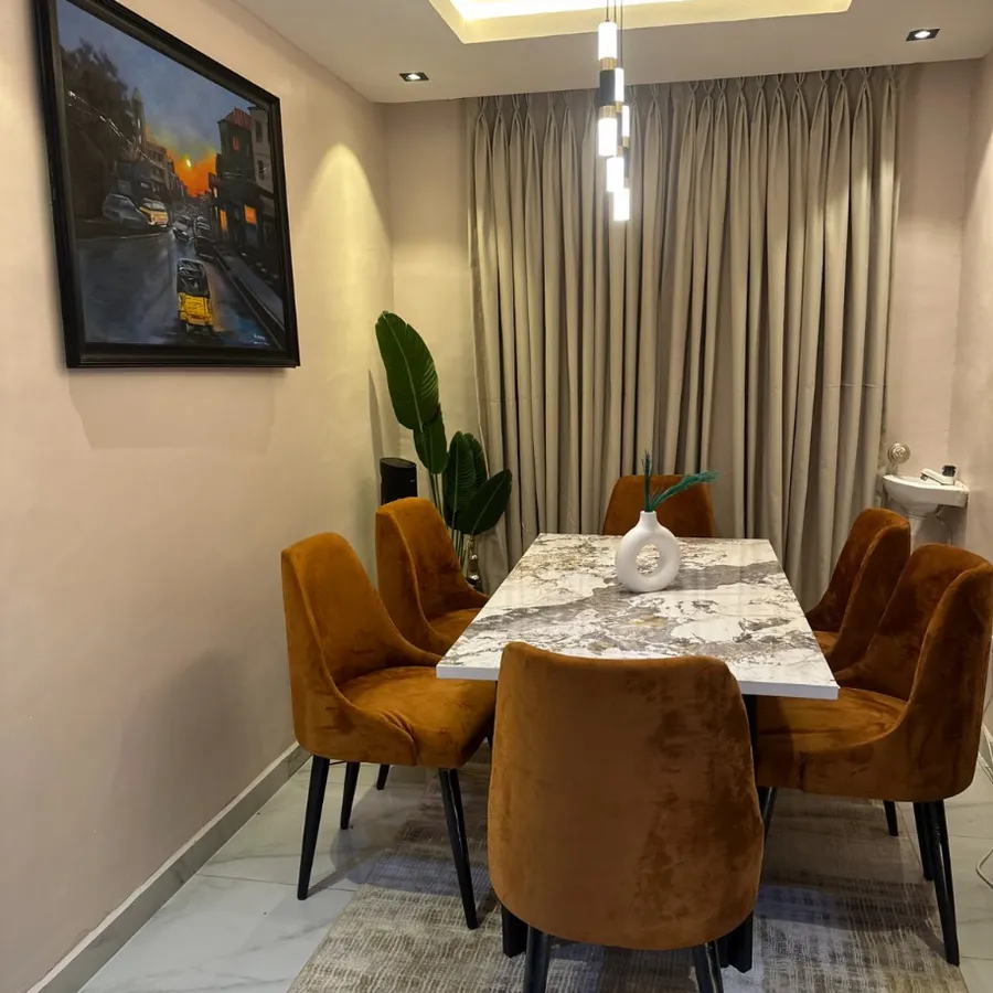 6 seater dinning set from yours truly-08065963551 photo 1