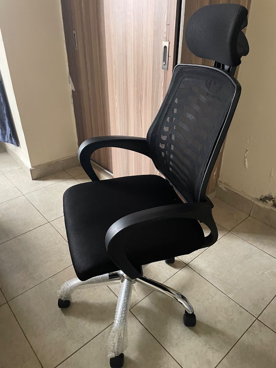 Office chair photo 5