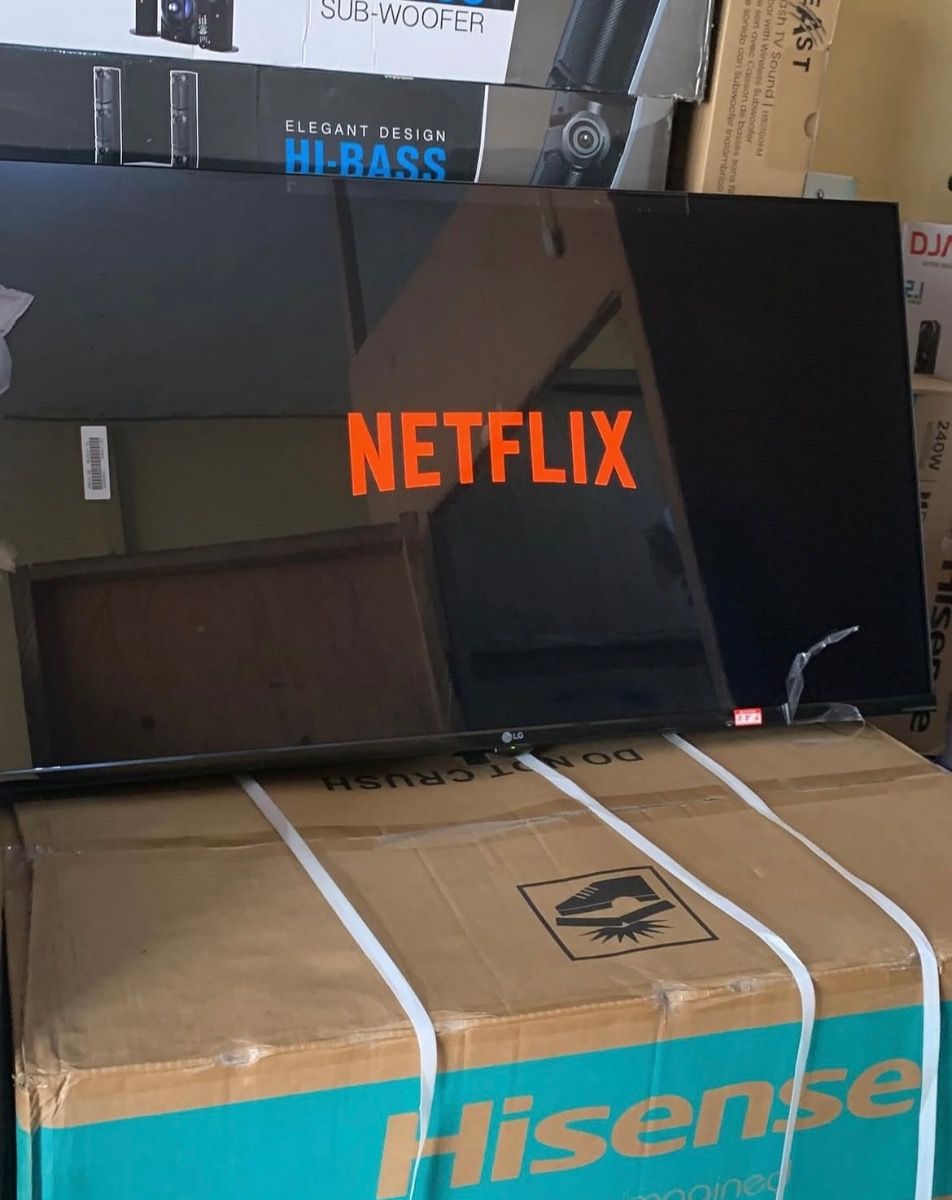LG 32” Smart TV photo 3