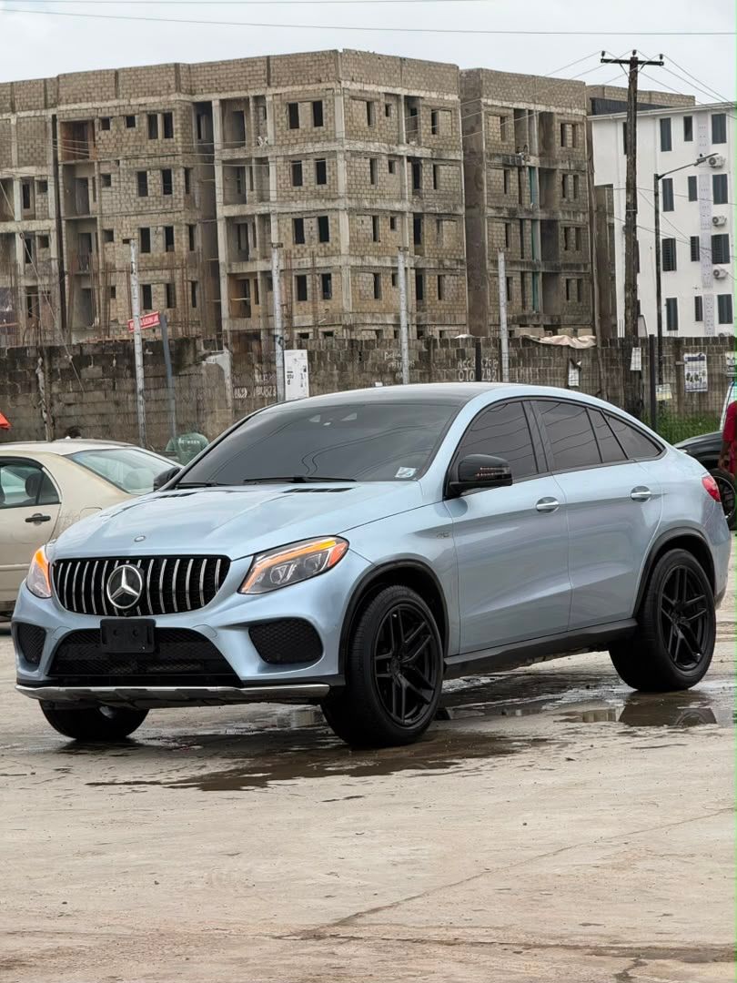 Mercedes-Benz GLE43 photo 2