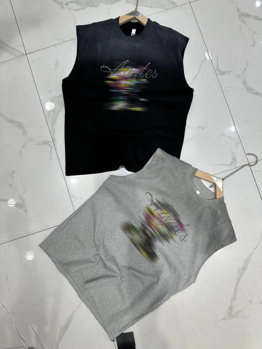 STOCK SLEEVELESS