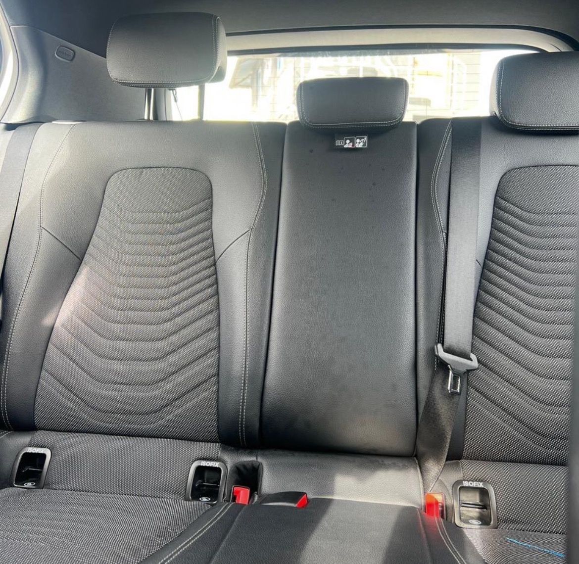 Mercedes Benz available YOM 2019 photo 4